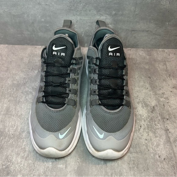 Nike Air Max Axis Running Shoes AA2168-001 Womens sz 9 - grey - Picture 2 of 7